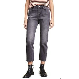 Levi's Wedgie Straight Raw Hem